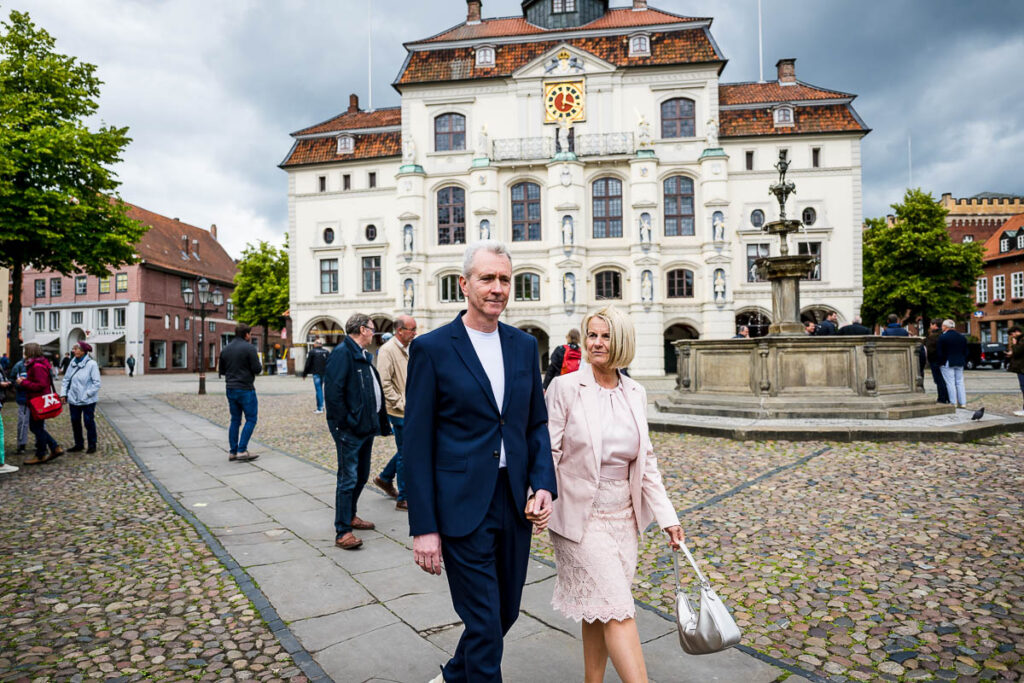 Hochzeitsfotograf Lüneburg Hochzeitsportrait Rathaus